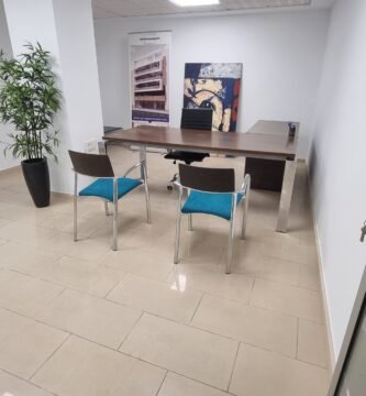 Despachos privados en VBI4 Coworking Elche, ideales para profesionales y empresas